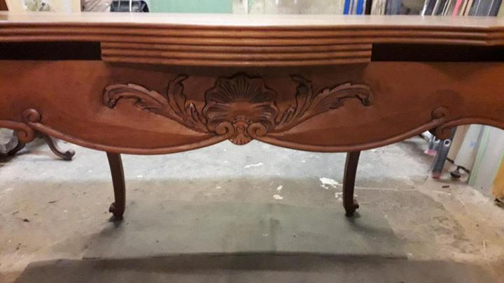 Restauration de meuble à Tresques